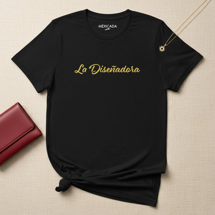 La T-shirt da uomo e donna La Diseñadora | Il designer, visione creativa, arte, ispirazione, empowerment | L5