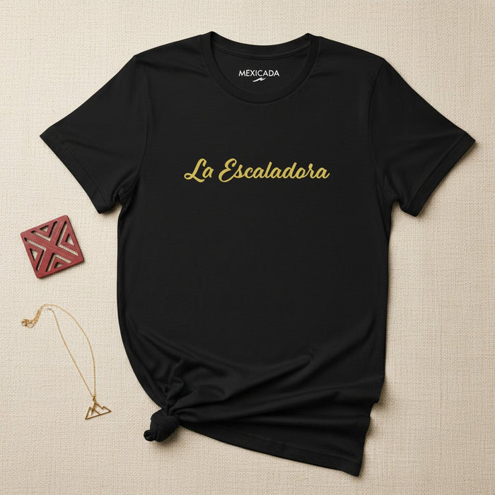 La Maglietta da Uomo e Donna "La Escaladora" | L'Alpinista, Forza, Determinazione, Avventura, Vetta | L5