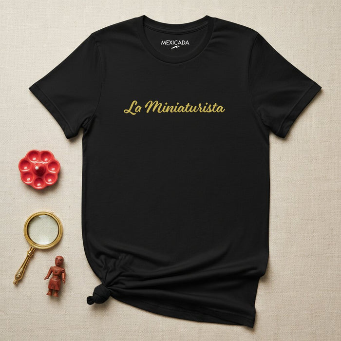 La T-Shirt da Uomo e Donna La Miniaturista | La Miniaturista, Dettaglio, Artigianato, Immaginazione, Narrazione | L5