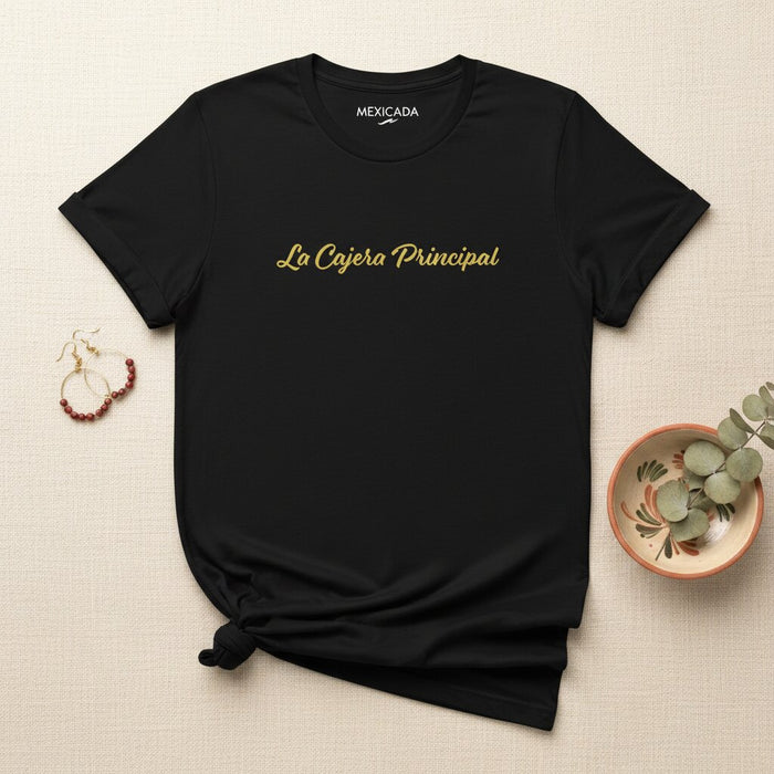 La T-Shirt Unisex La Cajera Principal | Capocassa, Impegno, Energia Boss, Potenza Latina, Jefa | L5