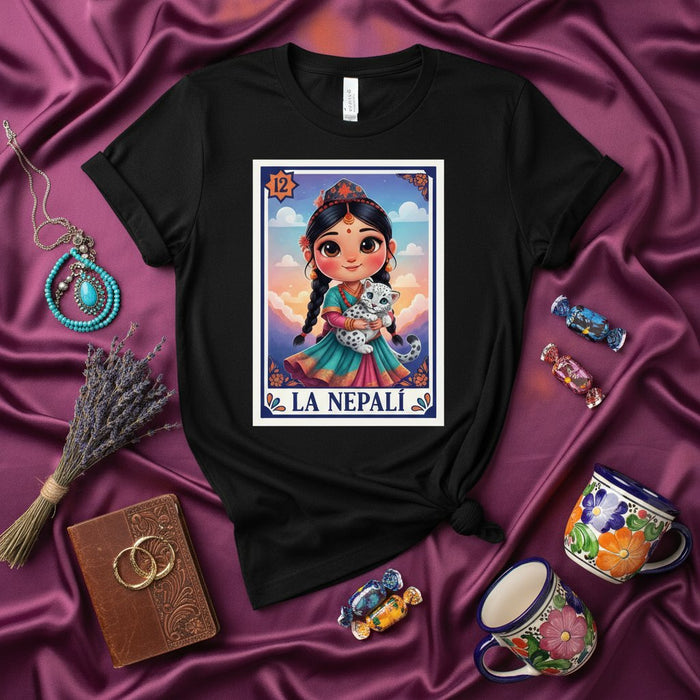 LA NEPALI Ragazza Carina che Tiene in Braccio un Cucciolo di Leopardo delle Nevi Maglietta con Carta Loteria T-Shirt Unica Arte Nepalese Regalo per Donna Uomo Unisex Nera a Maniche Corte