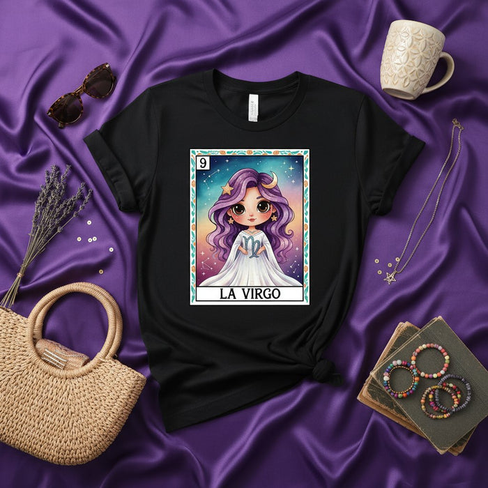 La Vergine T-Shirt Segno Zodiacale Loteria - Graziosa Arte a Cartone Animato, Stelle Celesti, Fanciulla dai Capelli Viola, Regalo di Compleanno Astrologico, Maglietta Grafica Unisex, Numero 9