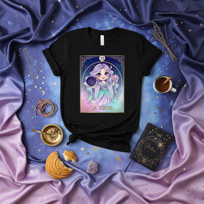 LA VERGINE Segno Zodiacale Loteria Card T-Shirt, Maglietta Grafica Carina a Tema Astrologico, Regalo di Compleanno Vergine Numero 13 per Donna, Maglia in Stile Tarocco Mistico Celeste Kawaii, Design Ispirato al Gioco Bingo Messicano Unico