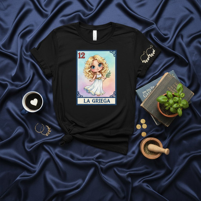 La T-Shirt La Griega Dea Greca Carina, Maglietta Grafica Unisex, Maglia Estetica Stile Chibi Ispirata alla Mitologia con Design Numero 12 per Donna e Uomo