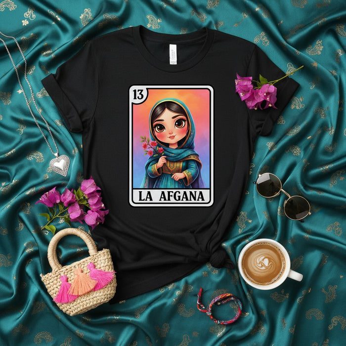 La camiseta de carta de lotería LA AFGANA, linda camiseta gráfica de dibujo animado de niña afgana, camisa unisex inspirada en el juego de bingo mexicano número 13, regalo con estampado de ropa tradicional