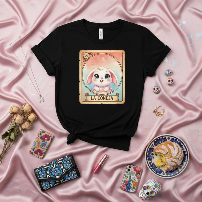 La Coneja Linda Camiseta de Carta de Lotería Conejito, Playera Kawaii de Juego de Bingo Mexicano Español Dulce, Camisa Negra Unisex para Mujer Hombre, Regalo de La Conejita Número 18