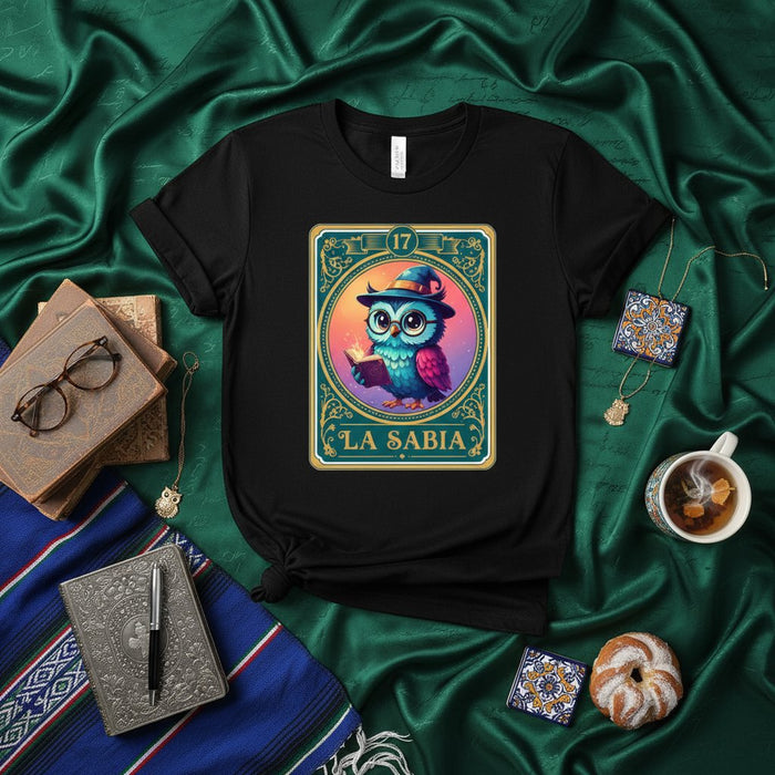 La Sabia Tarjeta de Lotería Búho Camiseta, Sabio Búho Estilo Carta Tarot, Camisa Negra Unisex Número 17, Diseño Inspirado en Bingo Mexicano