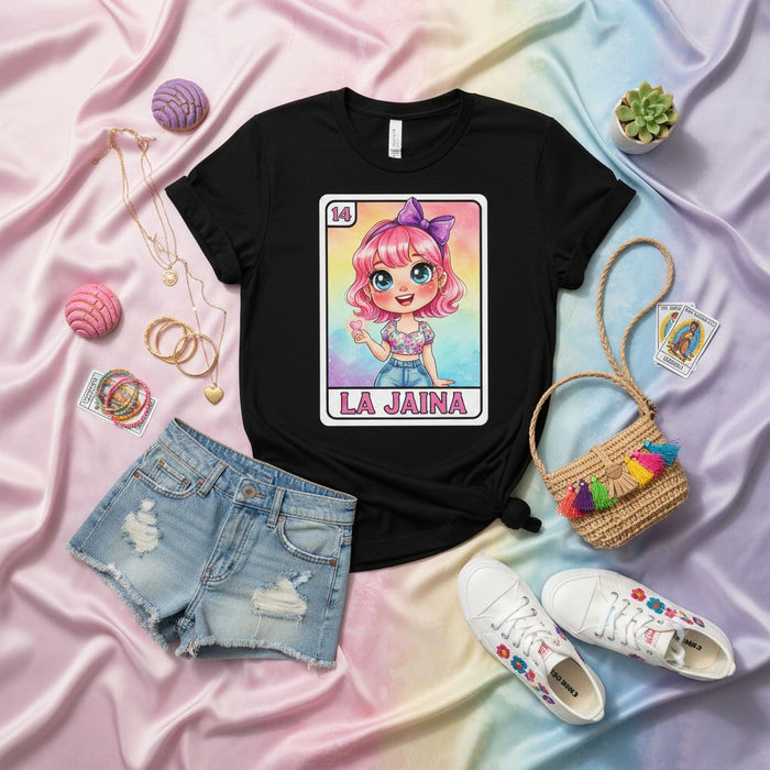 LA JAINA Linda Chica de Dibujos Animados Cabello Rosa Lotería Carta #14 Camiseta Gráfica Unisex | Estilo Bingo Mexicano Regalo para Ella, Mujeres, Adolescentes, Latina, Estética Cultura Chola