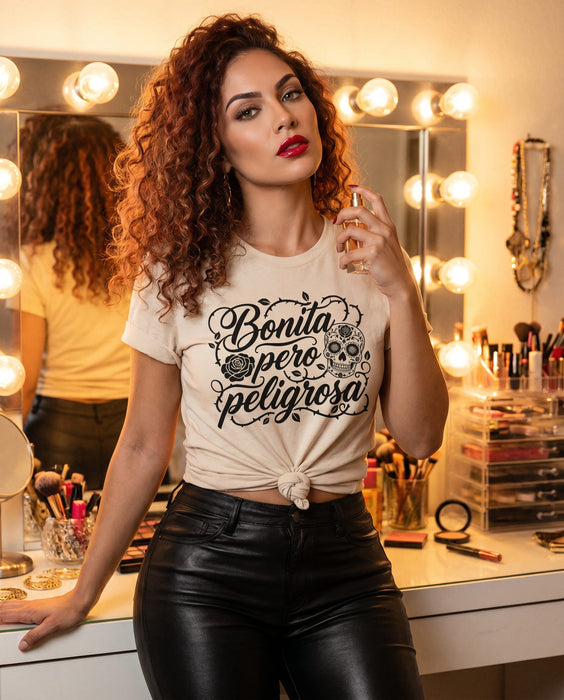 Camiseta Bonita Pero Peligrosa, Calavera de Azúcar, Cita en Español, Día de Muertos, Mexicana, Gráfica para Mujer, Estilo Boho, Diseño Floral
