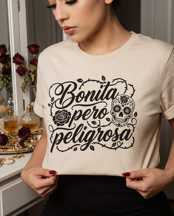 Camiseta Bonita Pero Peligrosa, Calavera de Azúcar, Cita en Español, Día de Muertos, Mexicana, Gráfica para Mujer, Estilo Boho, Diseño Floral