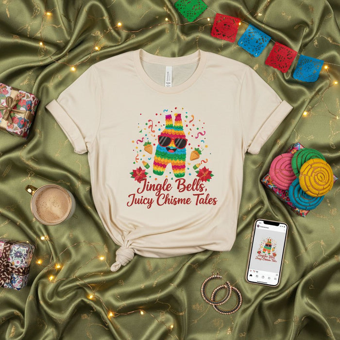 Maglietta Jingle Bells Chisme Tales Piñata, Maglia Unisex per Feste Natalizie con Occhiali da Sole, Idea Regalo Latina Festiva, Maglietta Grafica Natalizia Divertente, Abbigliamento Messicano