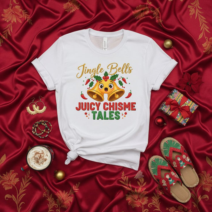T-shirt Jingle Bells Storie Pettegole Succose: Maglietta Natalizia Divertente con Campanelle, Agrifoglio e Peperoncini, Grafica Unisex, Perfetta per Amanti del Gossip e Feste di Natale