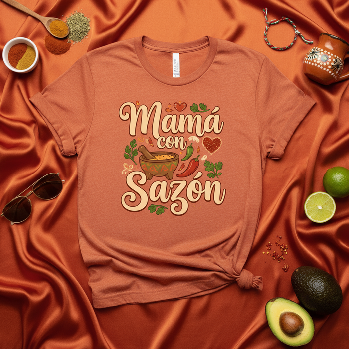 Maglietta Mamá con Sazón, Divertente Maglia Mamma Latina, Regalo Cucina Spagnola per la Madre, Maglietta Amante Cibo Messicano, Cinco de Mayo, Abbigliamento Festa Festa della Mamma