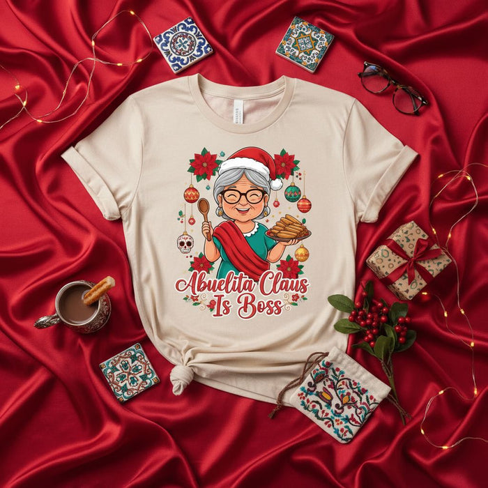 Camiseta Navideña Abuela Claus Es Jefa, Camisa Festiva de Calavera Poinsettia de Abuela Santa, Regalo de Navidad para Mujer