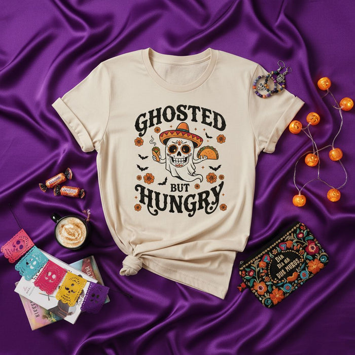 Maglietta Fantasma ma Affamato, Divertente Maglietta Fantasma Giorno dei Morti Teschio di Zucchero, Camicia Costume di Halloween, Scheletro con Sombrero e Taco, Top Unisex Stagione Spettrale Autunnale