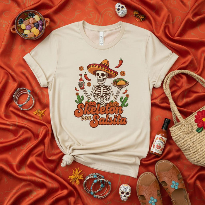 Skeleton con Salsita T-Shirt, Funny Day of the Dead Shirt, Sugar Skull Sombrero Taco Hot Sauce Skeleton Halloween Fiesta Top, Unisex Dia de Muertos Gift