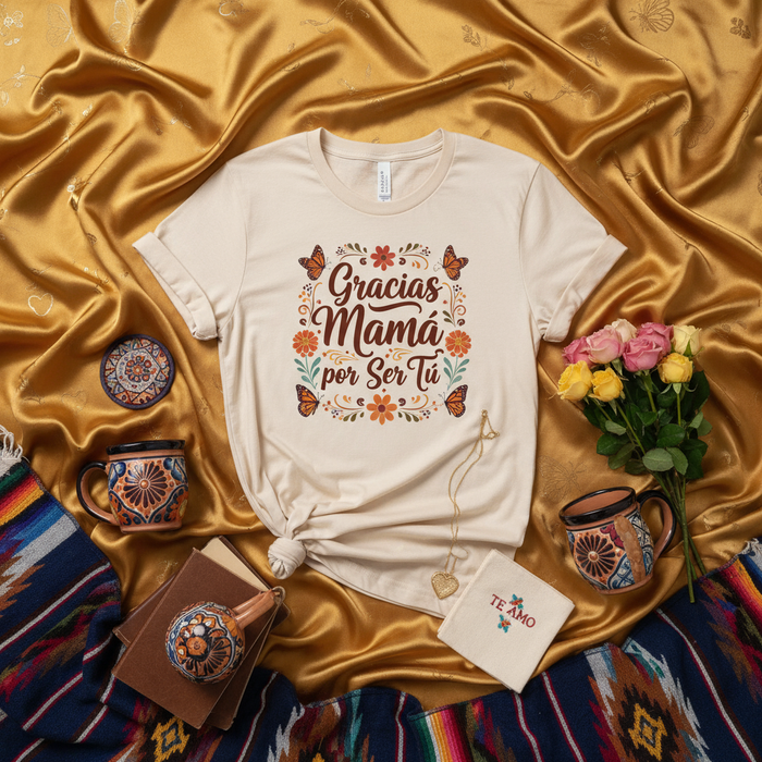 Grazie Mamma per Essere Tu Maglietta, Regalo Festa della Mamma Spagnola, T-Shirt Grafica Farfalle Floreali, Regalo Dia de las Madres, T-shirt Ringraziamento Mamma, Abbigliamento Mamma Latina, Manica Corta in Jersey Unisex