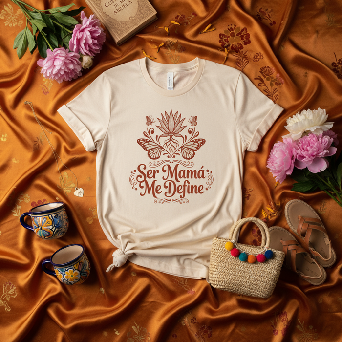 Ser Mamá Me Define Mariposa Floral Shirt, Spanish Mother's Day Gift for Latina Mom, New Mother Shirt, Women's Floral Graphic Tee, Regalo para Mamá, Butterfly Design T-Shirt