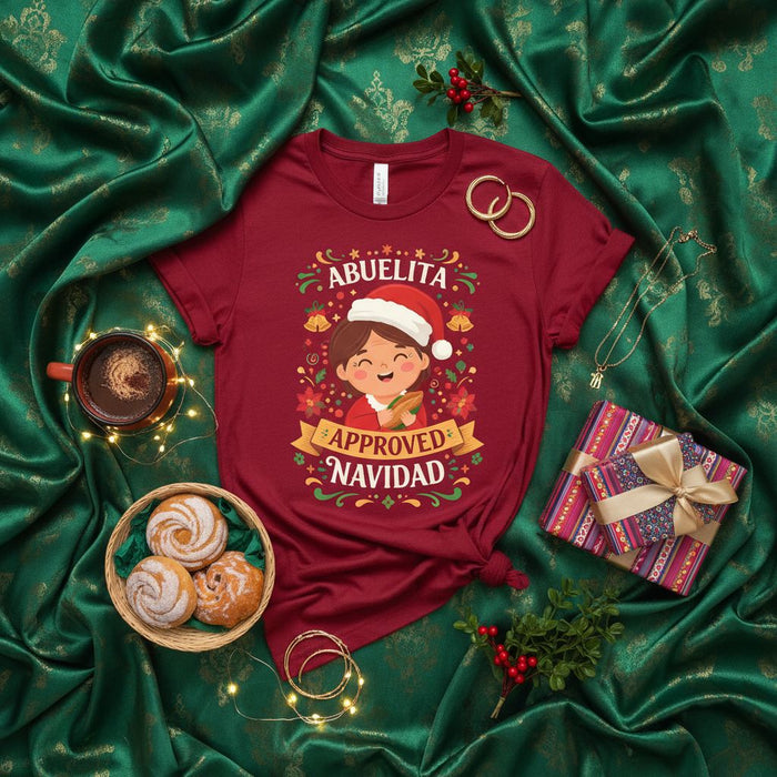 Camiseta Navideña Aprobada por Abuelita, Regalo de Navidad Familiar Latino Divertido, Feliz Navidad