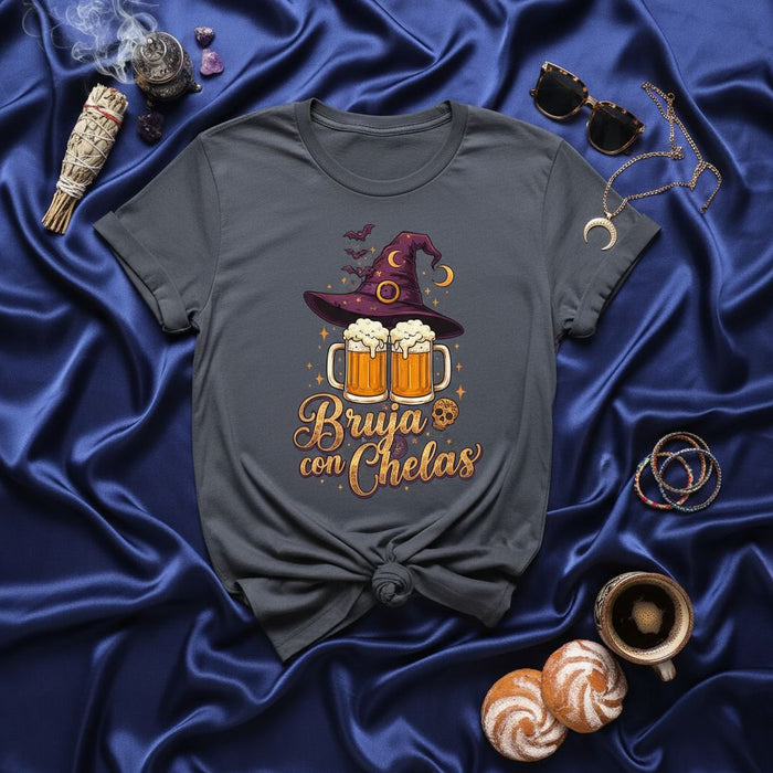 Bruja con Chelas Halloween Witch Beer T-Shirt - Funny Spooky Season Brewing Design, Mexican Spanish Party Tee for Women & Men, Dark Gray Shirt with Bats & Moon Art, Holiday Gift Idea