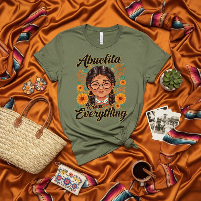 La playera "Abuelita Sabe Todo", linda camiseta de abuela latina, regalo mexicano con cempasúchil y flores, camisa divertida para la abuela hispana, ropa familiar para el Día de la Madre