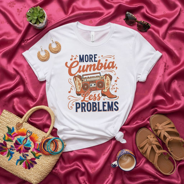 Più Cumbia, Meno Problemi T-shirt Cumbia, Maglietta Retrò Boombox, T-shirt Stivali da Cowboy, Regalo per Amante della Musica Latina, Maglietta Grafica Unisex per Uomo Donna