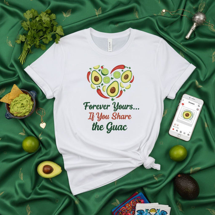 Maglietta Forever Yours If You Share the Guac, Divertente Regalo Amante Guacamole, Design Cuore Avocado, Umorismo Cibo Messicano, Abbigliamento Cinco de Mayo, Peperoncini e Lime, T-Shirt Grafica Unisex