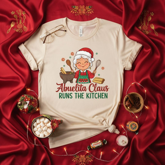 Camiseta Navideña Abuelita Claus Cocina, Regalo Gracioso Abuela Cocinera, Camisa de Navidad Familiar Unisex