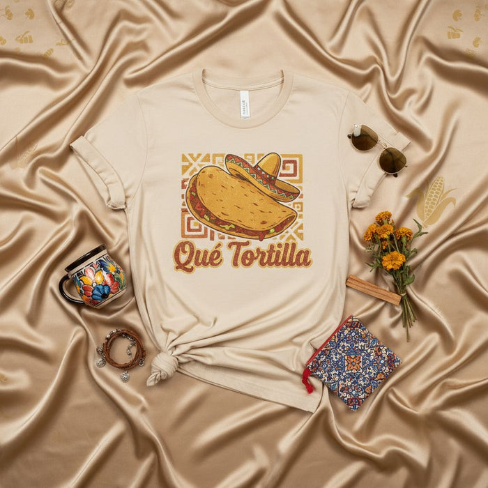 Camiseta Qué Tortilla, divertida camisa de taco con sombrero y diseño retro, camiseta unisex de juego de palabras de comida, ropa de Cinco de Mayo, top estilo comida callejera mexicana