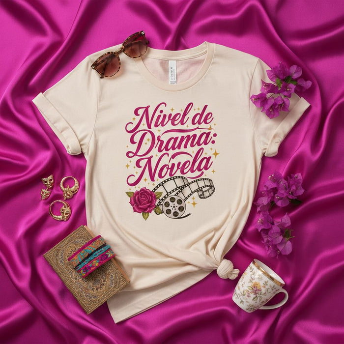Nivel de Drama Novela T-Shirt, Funny Spanish Novela Quote Tee, Ironic Drama Queen Shirt for Telenovela Fans, Unisex Gift Top with Film Reel & Rose Graphic