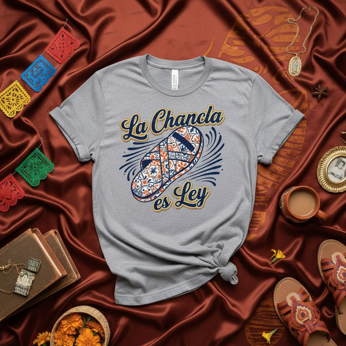 La Chancla es Ley T-Shirt, Funny Hispanic Mom Rules Tee, Spanish Language Sarcastic Flip Flop Shirt, Latina Culture Gift, Unisex Fit Gray Shirt