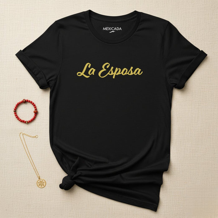 La T-Shirt da Uomo e Donna La Esposa | La Moglie, Amore, Devozione, Lealtà, Legame Eterno | L5