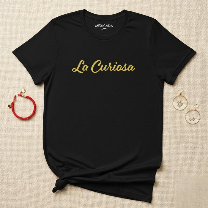 La Maglietta da Uomo e Donna La Curiosa | Lo Spirito Audace, Meraviglia, Avventura, Scoperta | L5