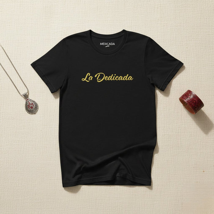 La Maglietta Dedicata | Il Dedito, Lavoratore, Impegnato, Concentrato, Appassionato | L5
