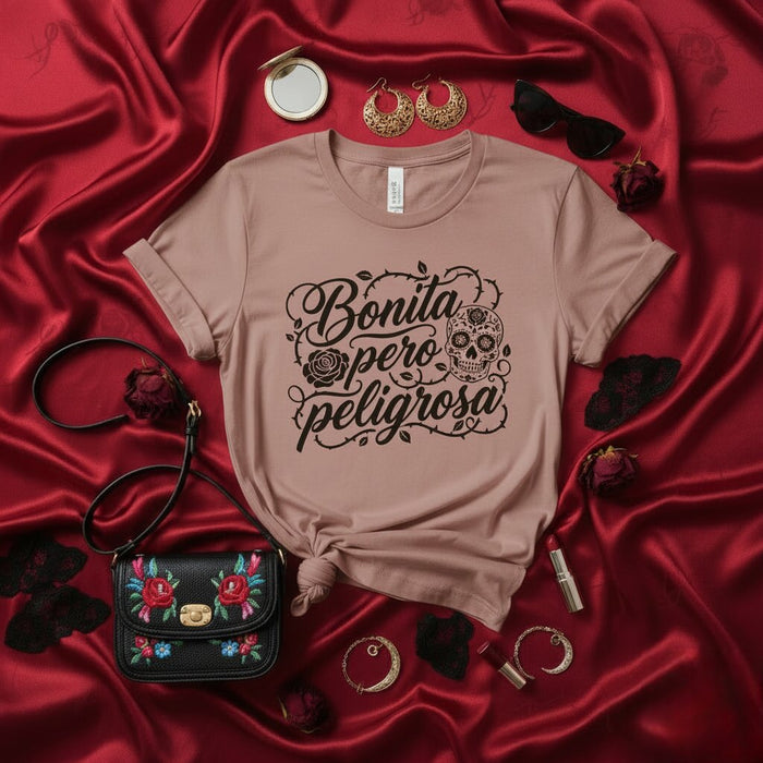 Camiseta Bonita Pero Peligrosa, Calavera de Azúcar, Cita en Español, Día de Muertos, Mexicana, Gráfica para Mujer, Estilo Boho, Diseño Floral