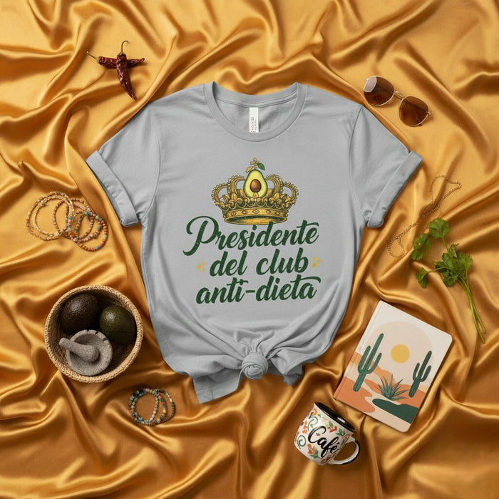 Camiseta "Presidente del Club Anti-Dieta" con Corona de Aguacate, Regalo Divertido para Amantes del Aguacate, Playera Unisex con Frase en Español, Ropa Anti-Dieta, Estilo Casual