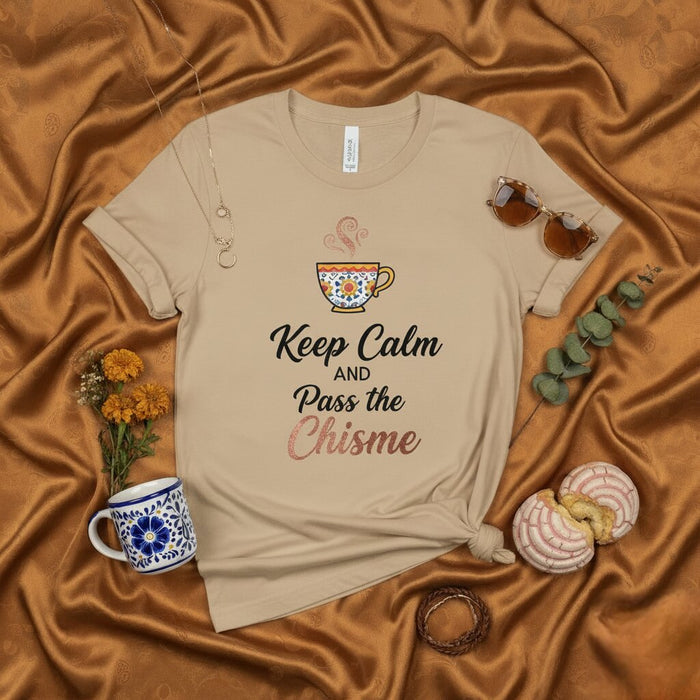 Gardez votre calme et passez le chisme, T-shirt drôle de tasse à café Latina, design floral mexicain, T-shirt de commérage, haut graphique unisexe en espagnol et anglais, cadeau d'inspiration culturelle