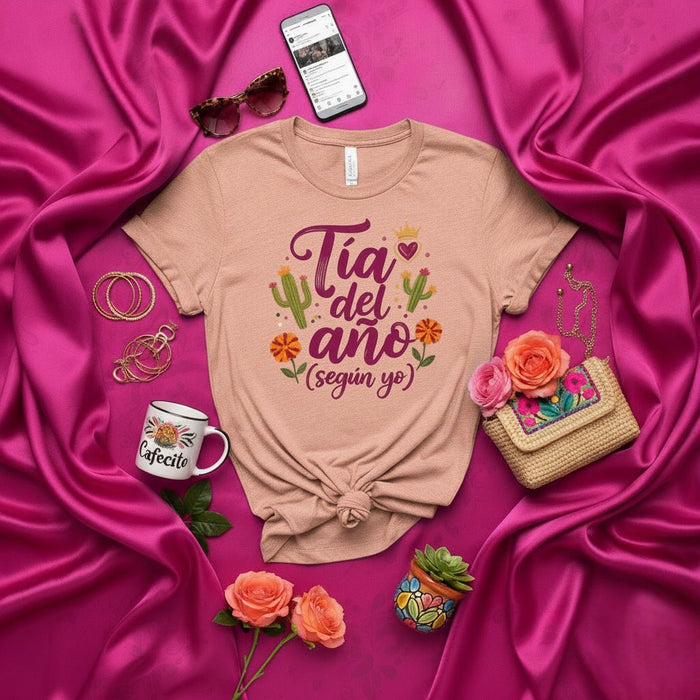 Tante de l'année (selon moi) T-shirt pour tante latina avec graphisme de cactus, fleurs et couronne, t-shirt drôle en espagnol, cadeau pour tante hispanique bien-aimée