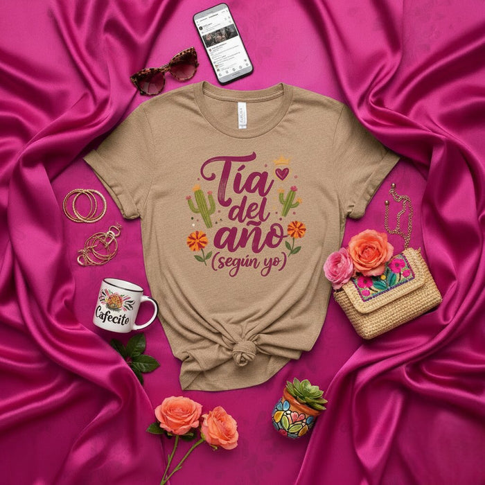 Tante de l'année (selon moi) T-shirt pour tante latina avec graphisme de cactus, fleurs et couronne, t-shirt drôle en espagnol, cadeau pour tante hispanique bien-aimée