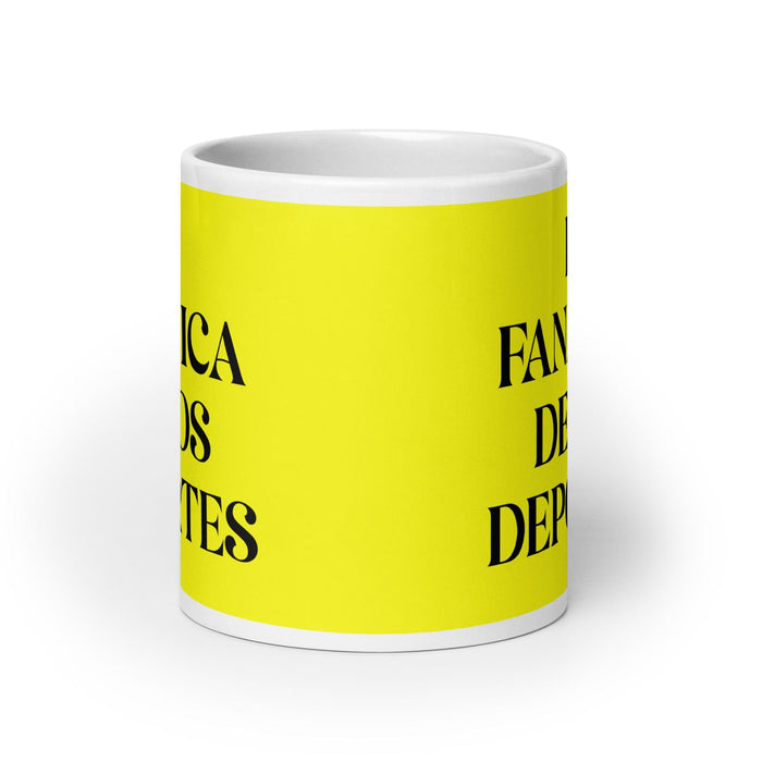 La Fanática De Los Deportes The Sports Fan Funny Home Office Work Coffee Mug Mexican Spanish Pride Gift White Glossy Cup Yellow Card Mug Mexicada