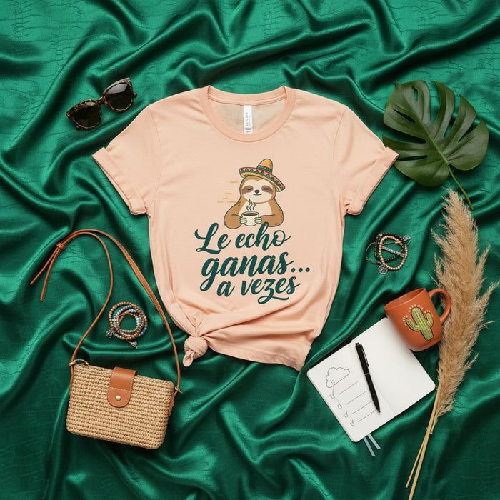 Le echo ganas a veces Sloth Coffee T-Shirt, Funny Sloth Tee, Spanish Phrase Shirt, Cute Napping Sloth with Sombrero, Siesta and Coffee Lover Gift, Unisex Softstyle T-shirt Mexicada