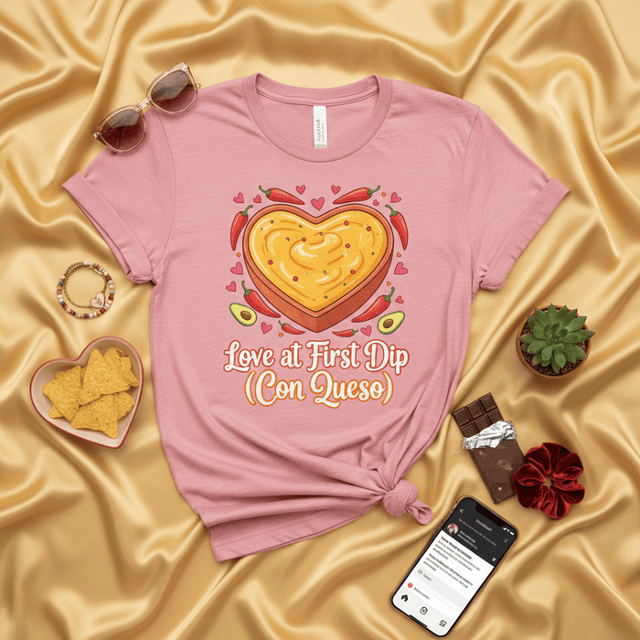 Love at First Dip (Con Queso) Funny QUESO Heart T-Shirt, Spicy Chili Peppers Avocado, Nacho Chip Dip Foodie Gift Tee, Unisex Shirt for Mexican Food Lovers, Valentine's Day Apparel Mexicada