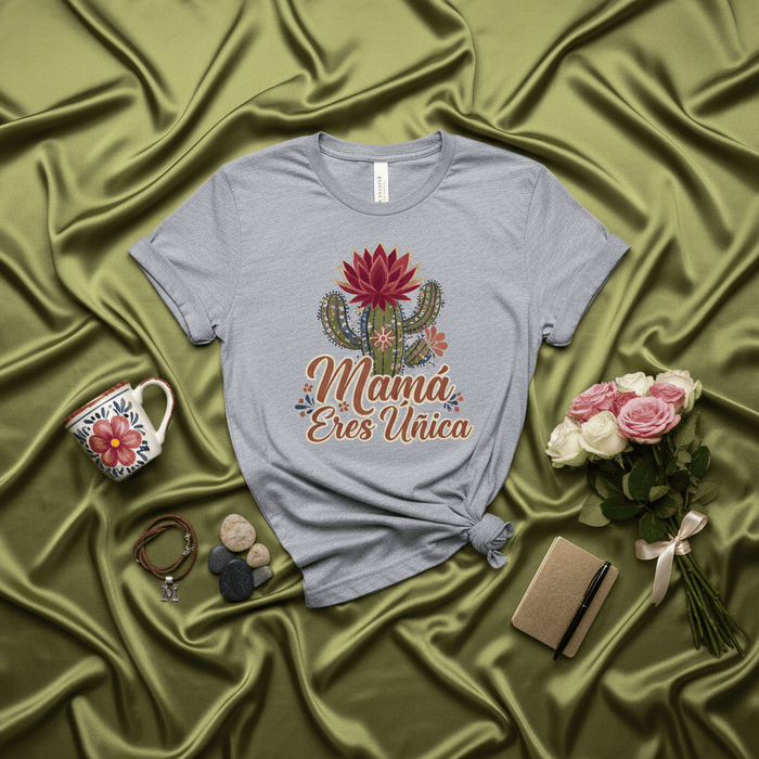 Mamá Eres Única Cactus Flower Mother's Day T-Shirt, Spanish Quote Tee for Mom, Unique Floral Desert Plant Design Gift, Gray Unisex Shirt with Hispanic Text for Motherhood Celebration Mexicada