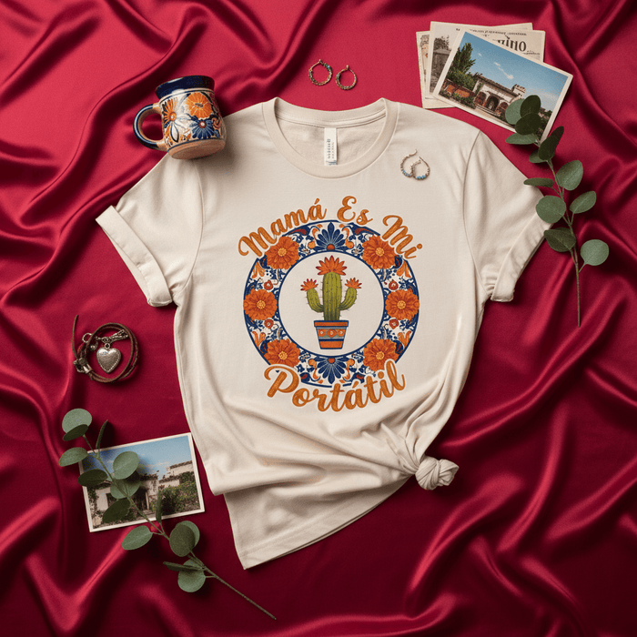 Mamá Es Mi Portátil Cactus T-Shirt, Día de la Madre Regalo, Camiseta Unisex con Diseño Floral Naranja y Azul, Estilo Mexicano, Ropa de Maternidad, Regalo para Mamá Española. Mexicada