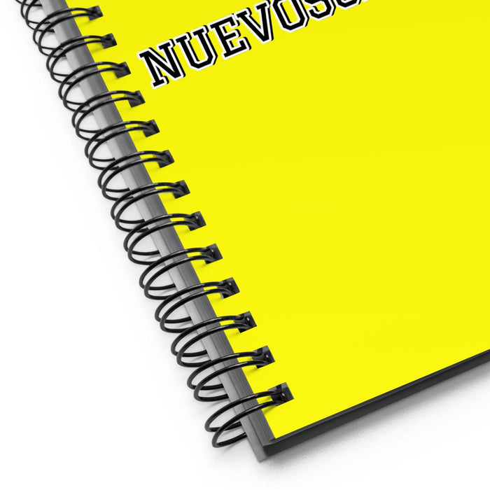 La Nuevoscaotiana The Nova Scotian | Yellow Spiral Notebook, 140 Dotted Sheets | Funny Gift Idea Home Office Work | Mexican Spanish Pride Gift Mexicada