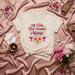 Mi Vida Tiene Nombre Mamá T-Shirt, Spanish Mother's Day Gift, Floral Heart Hummingbird Design, Día de las Madres Tee, Family Love Shirt, Latina Mom Apparel, Cute Graphic Top for Her, Unisex Softstyle Shirt Mexicada
