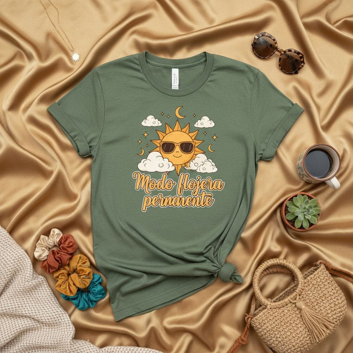 Modo Flojera Permanente T-Shirt, Camisa de Sol y Nubes Perezoso, Spanish Lazy Mode Forever Shirt, Regalo Divertido para Amigos, Unisex Graphic Tee for Relaxation, Summer Vacation Shirt Mexicada