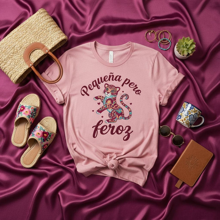 Pequeña pero feroz Shirt, Cute Leopard T-Shirt, Small but Fierce Spanish Quote Tee, Pink Women's Graphic T-Shirt, Latina Gift, Boho Aesthetic Cat Shirt, Floral Pattern Animal Print Top Mexicada