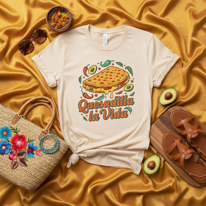 Quesadilla La Vida T-Shirt, Funny Food Pun Tee, Quesadilla Graphic Shirt, Avocado Chili Pepper Graphic, Unisex Mexican Food Lover Apparel, Retro Style Foodie Gift Idea Mexicada