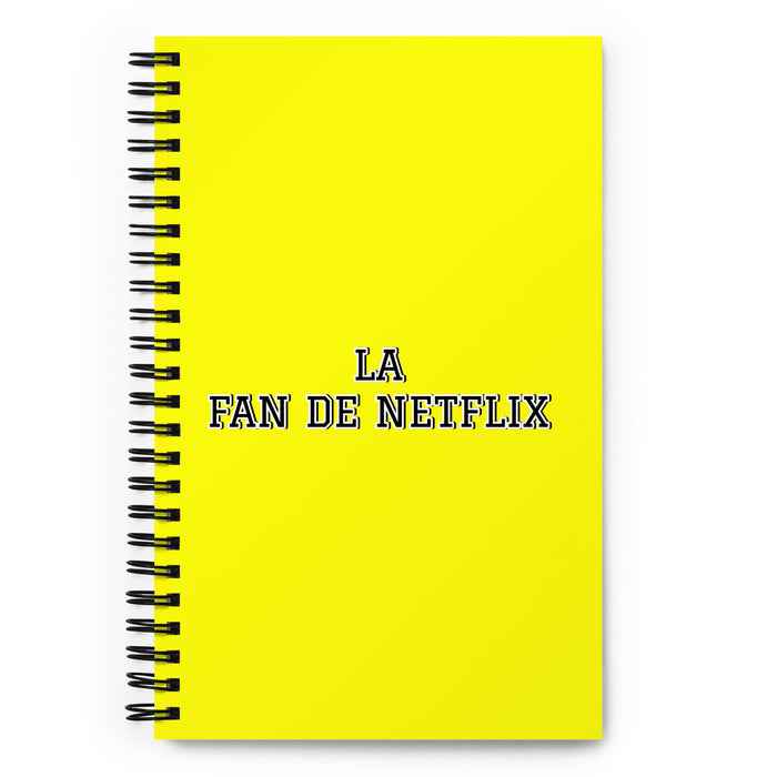 La Fan De Netflix The Netflix Fan | Yellow Spiral Notebook, 140 Dotted Sheets | Funny Gift Idea Home Office Work | Mexican Spanish Pride Gift